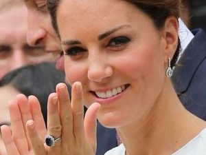 kate-middleton-engagement-ring-1